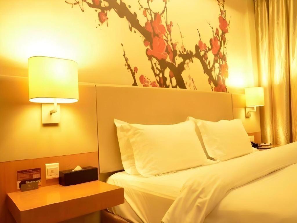Metropolo Hotel Wuchuang Jiangtan Jiyuqiao Metro Station Wuhan Buitenkant foto